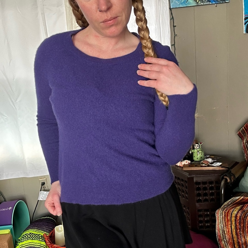 Apt. 9 Purple Cashmere Pullover Sweater Medium